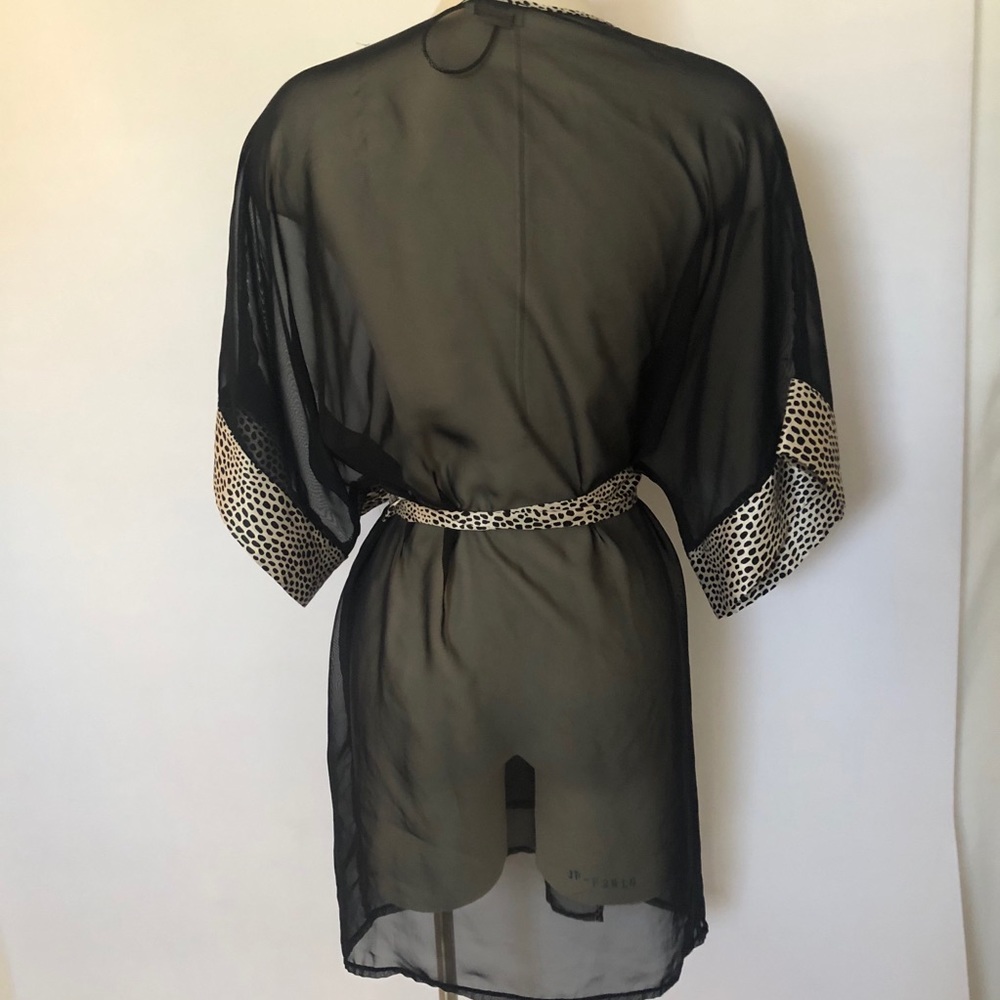 Cinema Etoile Sheer Black w/geo print & tie kimono - Picture 6 of 7